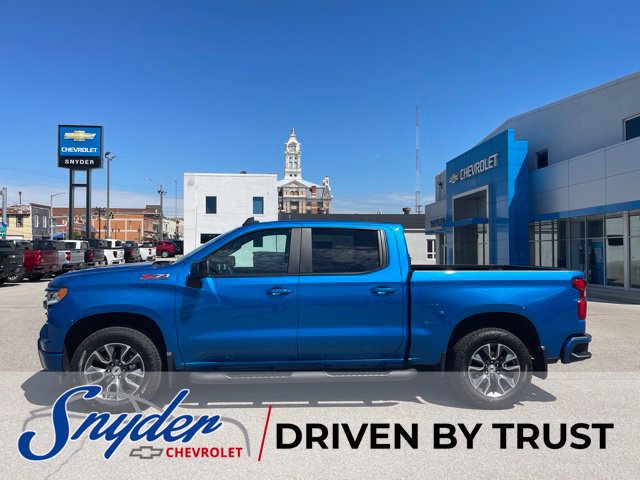 Used 2023 Chevrolet Silverado 1500 RST AWD/4WD image 1