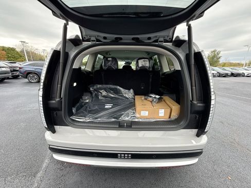 New 2026 Hyundai Ioniq 9 SEL image 26