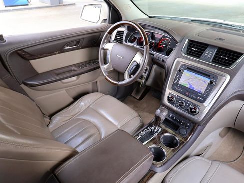 Used 2014 GMC Acadia Denali image 15