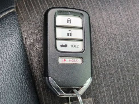 Used 2018 Honda Accord Sport image 26