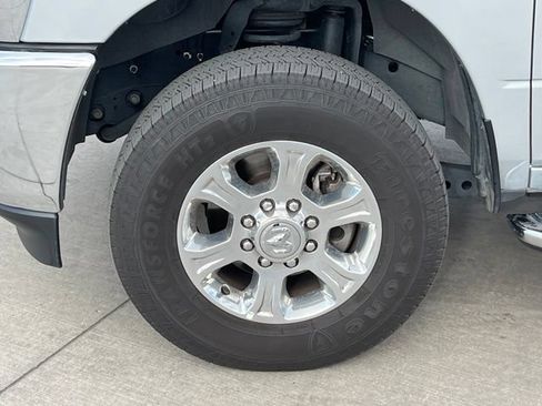 Used 2026 RAM 2500 Big Horn AWD/4WD image 6