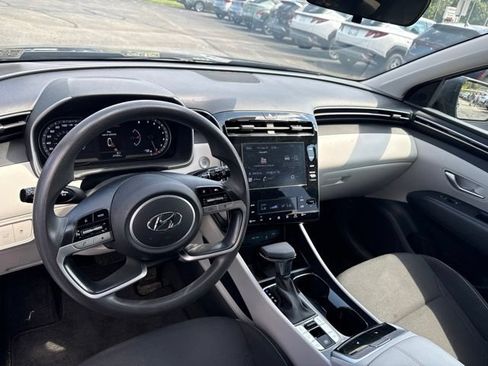 Used 2024 Hyundai Tucson SEL AWD/4WD image 3