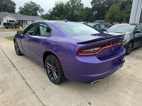 Used 2019 Dodge Charger SXT w/ Blacktop Package image 7