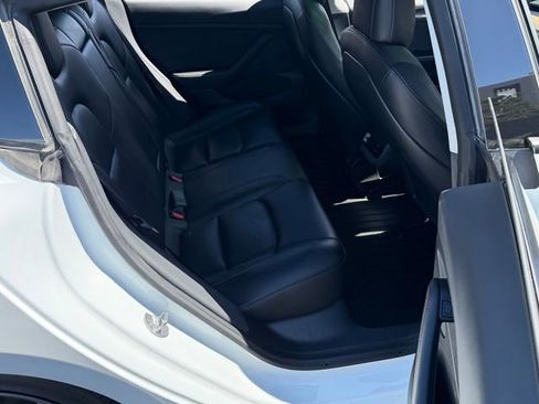 Used 2021 Tesla Model 3 Performance AWD/4WD image 22