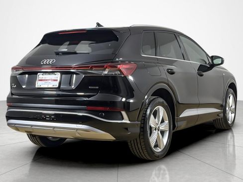 Used 2023 Audi Q4 e-tron Prestige AWD/4WD image 5