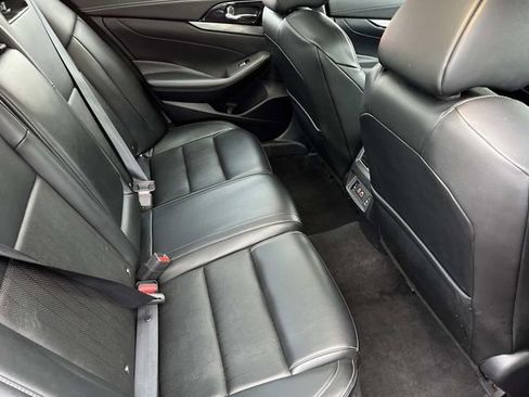 Used 2023 Nissan Maxima SL FWD image 19