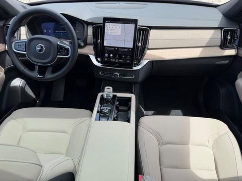New 2026 Volvo XC90 B5 Core AWD/4WD image 5