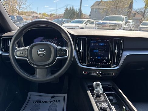Used 2023 Volvo S60 B5 Plus w/ Climate Package AWD/4WD image 25