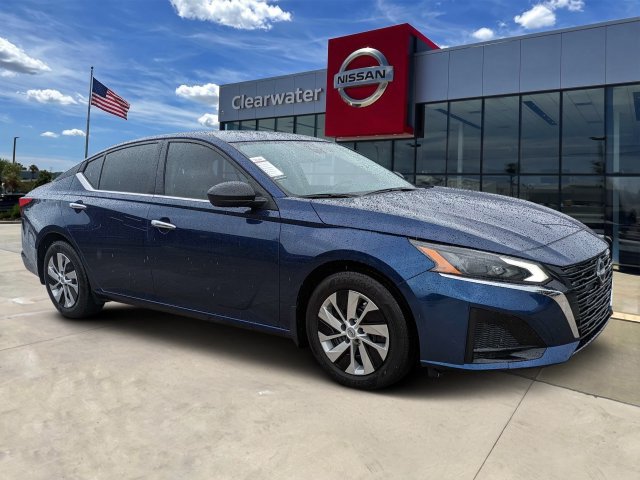 Used 2024 Nissan Altima 2.5 S FWD image 1