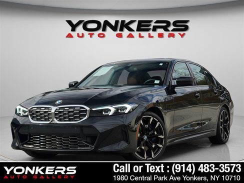 Used 2025 BMW M340i xDrive image 5