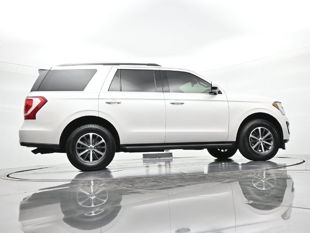 Certified 2019 Ford Expedition XLT AWD/4WD image 22