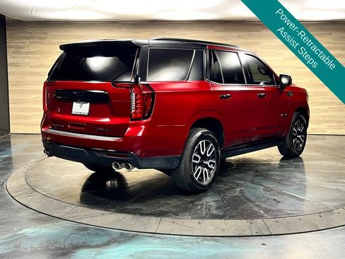 Used 2023 GMC Yukon AT4 w/ AT4 Premium Package AWD/4WD image 17