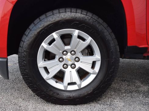 Used 2020 Chevrolet Colorado LT RWD image 5