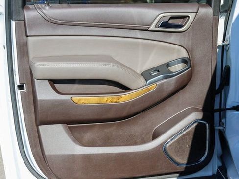 Used 2017 GMC Yukon XL Denali w/ Open Road Package image 15