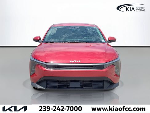 New 2026 Kia K4 FWD image 2