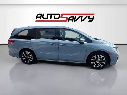 Used 2025 Honda Odyssey Elite image 8