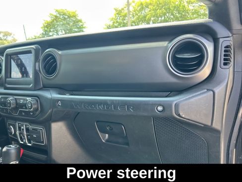 Used 2021 Jeep Wrangler Unlimited Sport AWD/4WD image 25