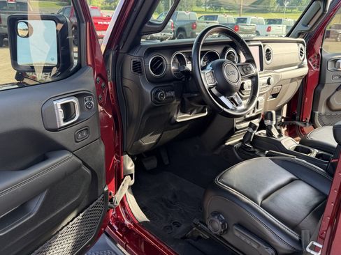 Used 2021 Jeep Gladiator Overland w/ Popular Equipment Package AWD/4WD image 15
