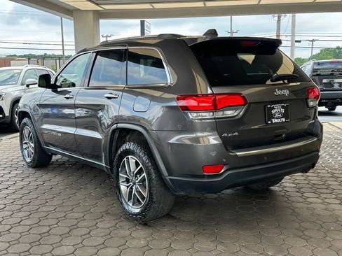 Used 2020 Jeep Grand Cherokee Limited AWD/4WD image 26