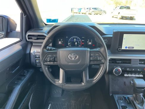 Used 2025 Toyota Tacoma SR5 image 14