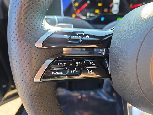 Used 2022 Mercedes-Benz E 450 Coupe image 24