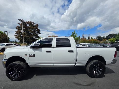 Used 2018 RAM 2500 Tradesman w/ Chrome Appearance Group AWD/4WD image 1
