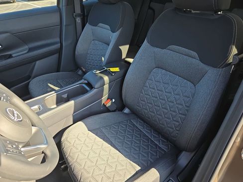 New 2026 Nissan Kicks SV image 19