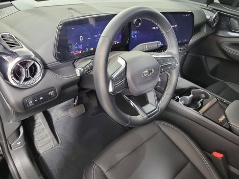 Used 2025 Chevrolet Blazer EV LT image 10