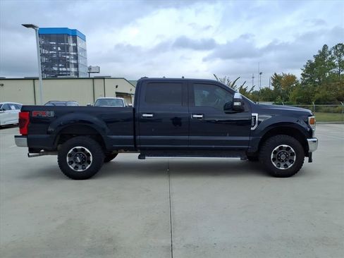 Used 2021 Ford F250 XLT w/ XLT Premium Package image 9