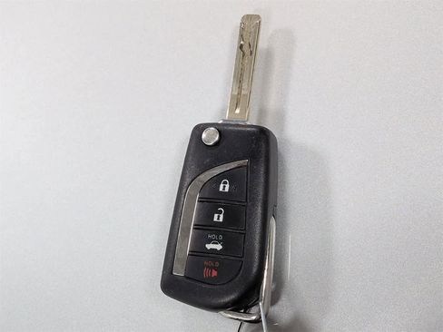 Used 2024 Toyota Corolla LE image 34