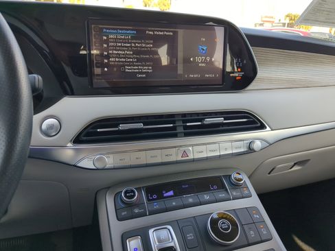 Used 2022 Hyundai Palisade Calligraphy image 20