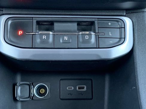 Used 2021 GMC Acadia SLE w/ Elevation Edition AWD/4WD image 23