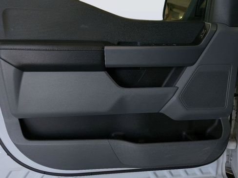 Used 2023 Ford F150 XLT RWD image 12
