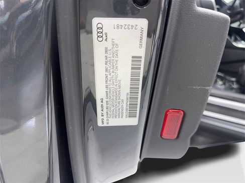 Used 2023 Audi A6 2.0T Premium w/ Convenience Package image 86