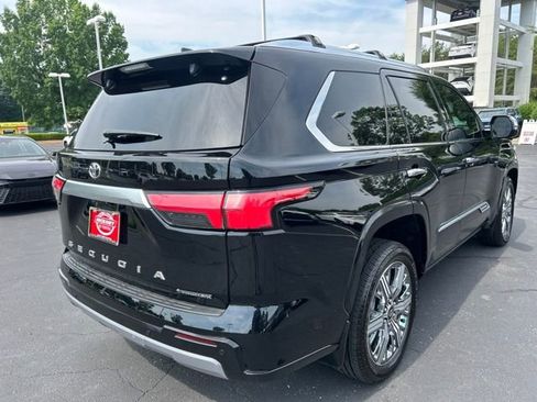 Used 2026 Toyota Sequoia Capstone AWD/4WD image 7