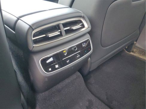 New 2023 Genesis G80 Base image 24