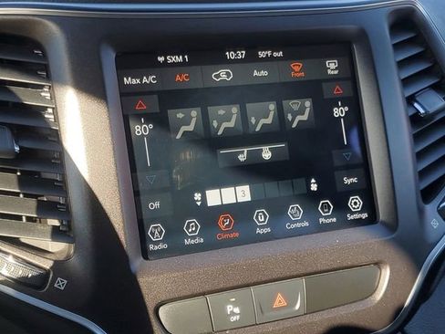 Used 2020 Jeep Cherokee Trailhawk w/ Cold Weather Group image 26