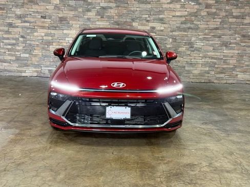 New 2025 Hyundai Sonata SEL FWD image 3
