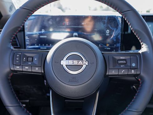 New 2026 Nissan Kicks SR image 24