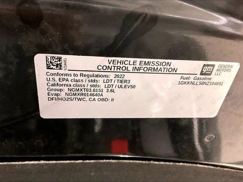 Used 2022 GMC Acadia AT4 w/ Technology Package AWD/4WD image 33