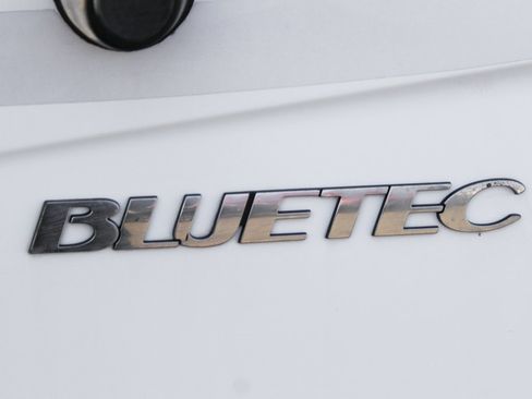 Used 2012 Mercedes-Benz Sprinter 3500 image 38