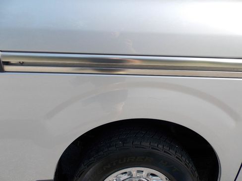 Used 2020 Nissan NV 3500 SL RWD image 29