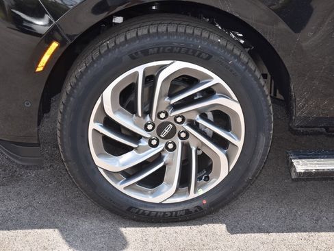 New 2025 Lincoln Navigator L Reserve image 45