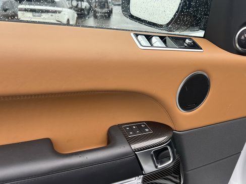 Certified 2022 Land Rover Range Rover Sport SVR image 14