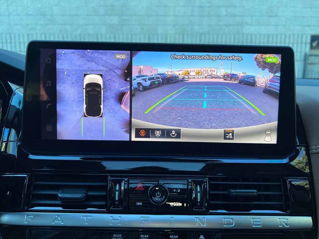 Used 2026 Nissan Pathfinder Platinum w/ Cargo Package AWD/4WD image 31