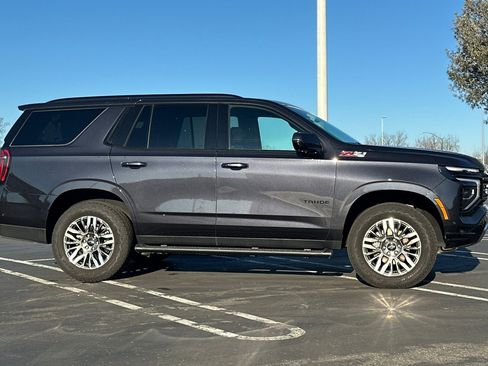 Certified 2025 Chevrolet Tahoe Z71 image 3