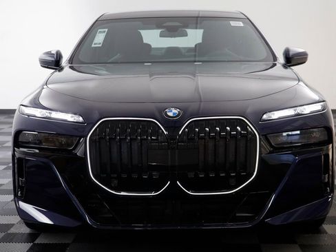 New 2026 BMW 760i xDrive w/ Executive Package image 24