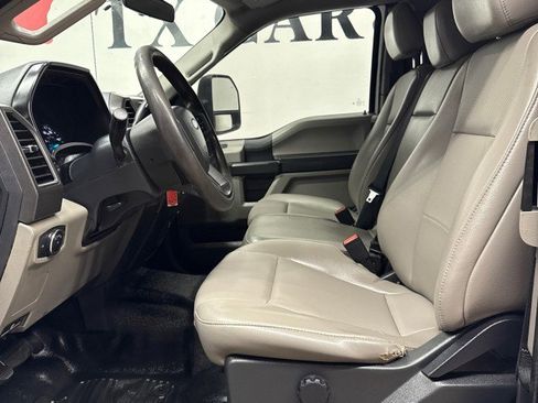 Used 2022 Ford F250 XL w/ Power Equipment Group image 29