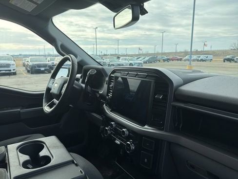 Used 2024 Ford F150 XLT w/ Tow/Haul Package image 5
