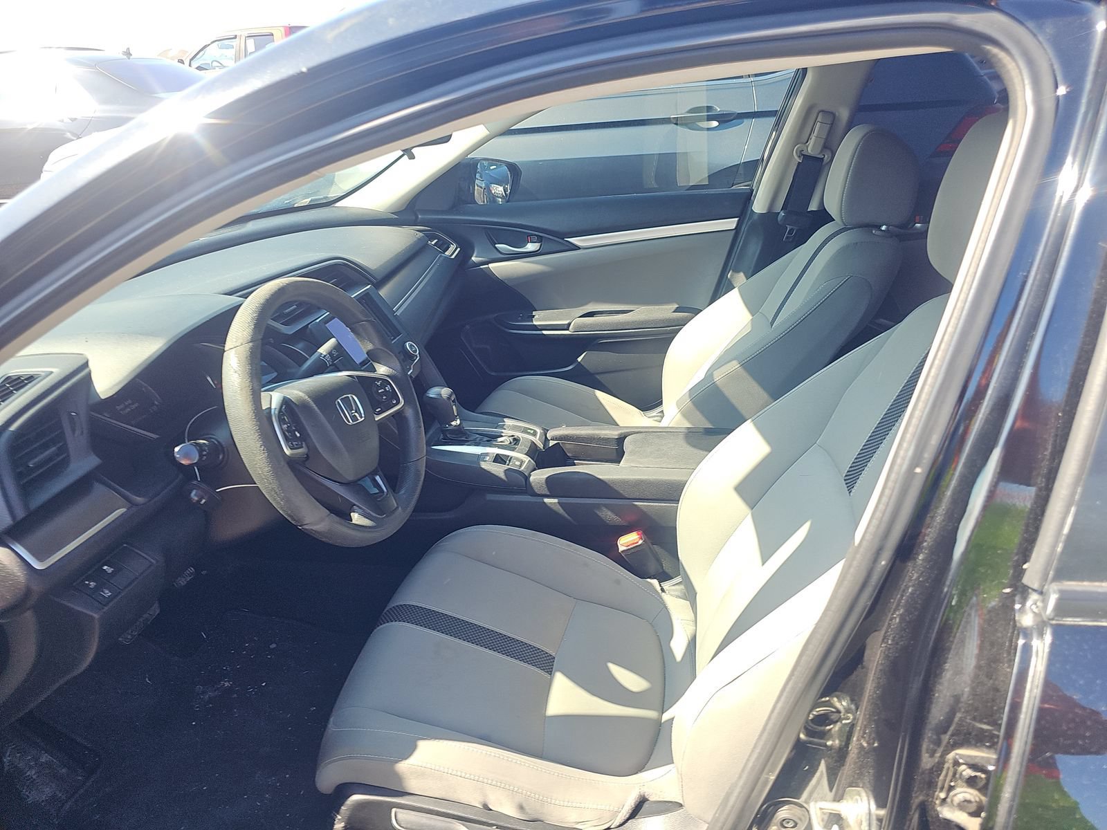 Used 2019 Honda Civic LX image 5